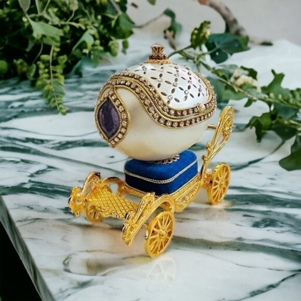 Princess Crystal Carriage Music Box Goose Eggshell Hand Painted Jewelry Trinket